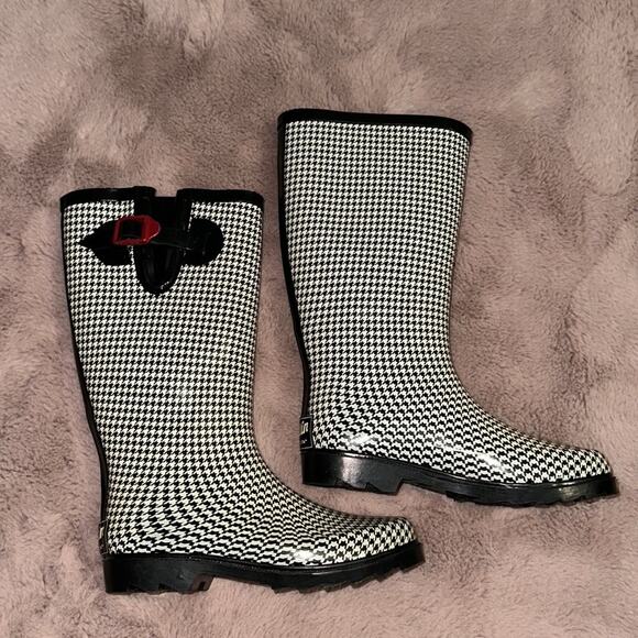 Women’s Austin Trading Co. Houndstooth Rain Boots Size 6 - Picture 2 of 9